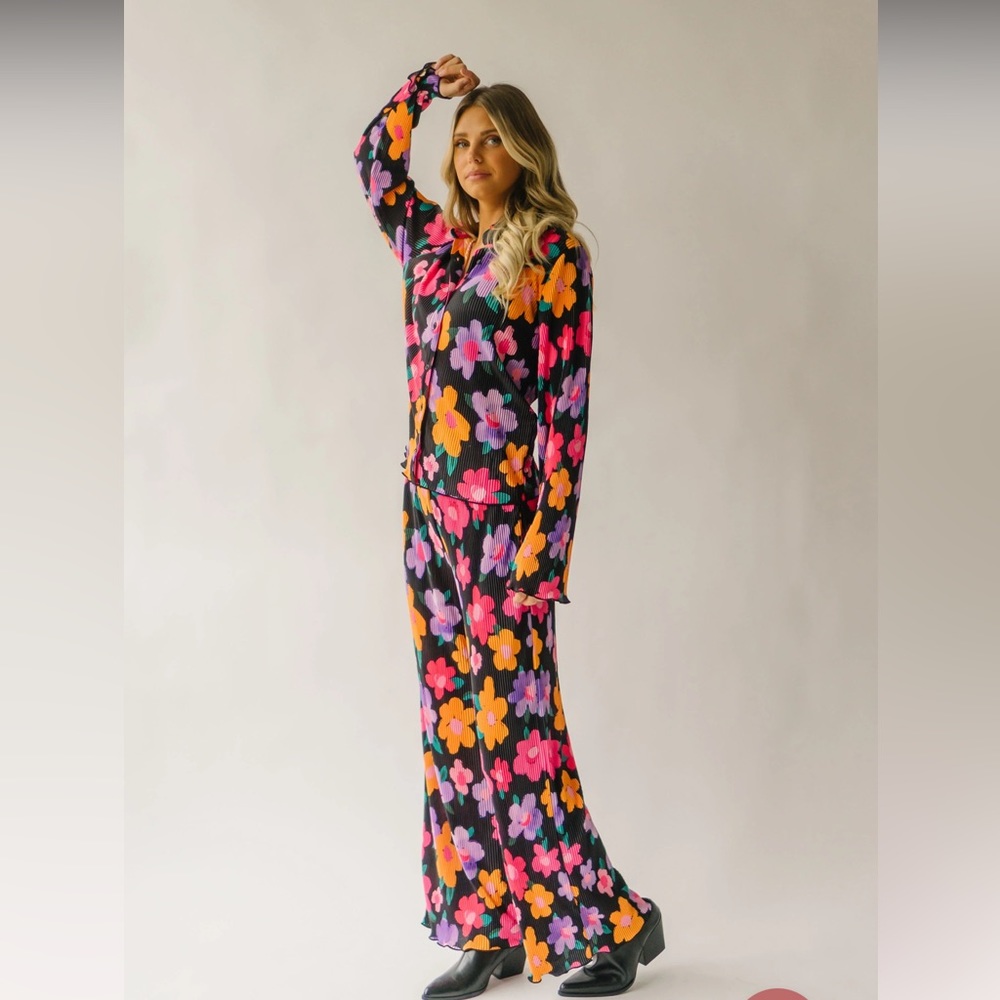 Matching Floral Set- both medium- new without tags
